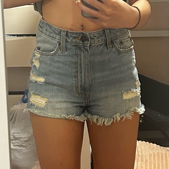 Abercrombie & Fitch Ripped Jean Shorts - Picture 3 of 3